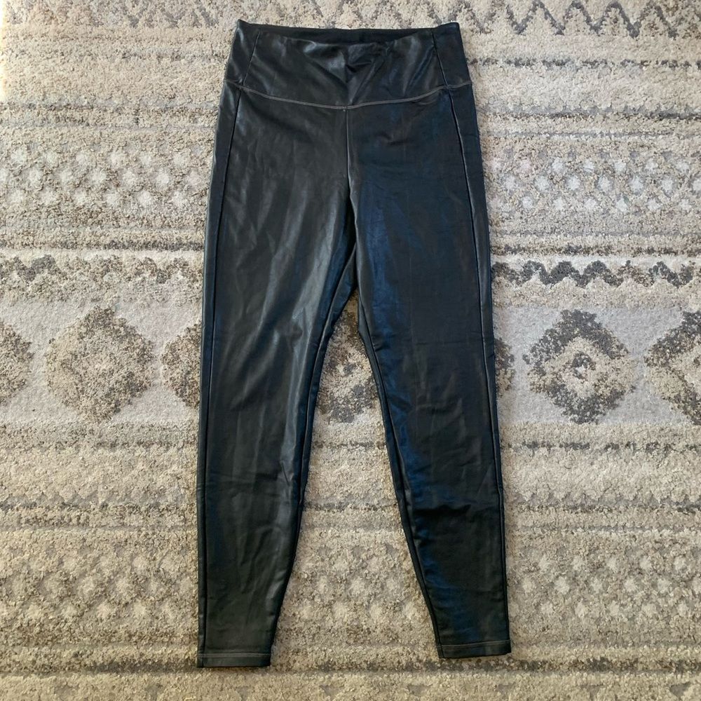 Athleta Black Over All Gleam Tights Medium